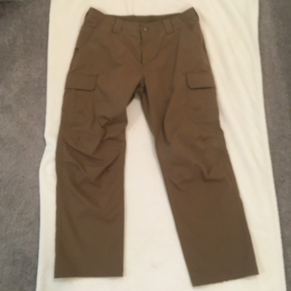 Under Armour Cargo Pants